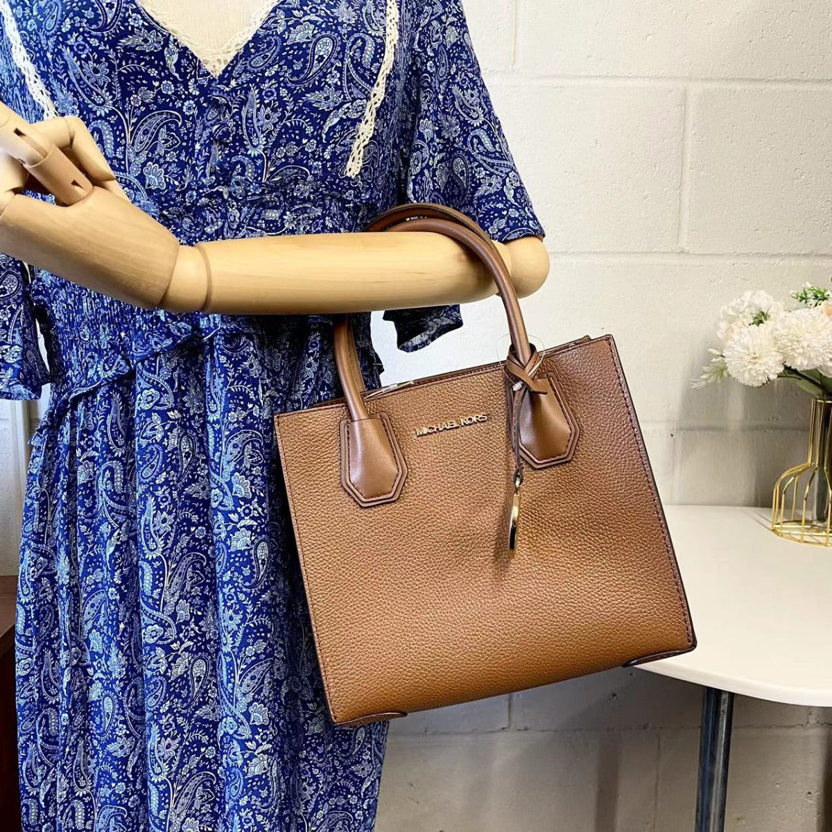 MICHAEL KORS 35S1GM9M2L MERCER MEDIUM MESSENGER SATCHEL BAG LEATHER LUGGAGE MICHAEL KORS 35S1GM9M2L MERCER MEDIUM MESSENGER SATCHEL BAG LEATHER LUGGAGE
